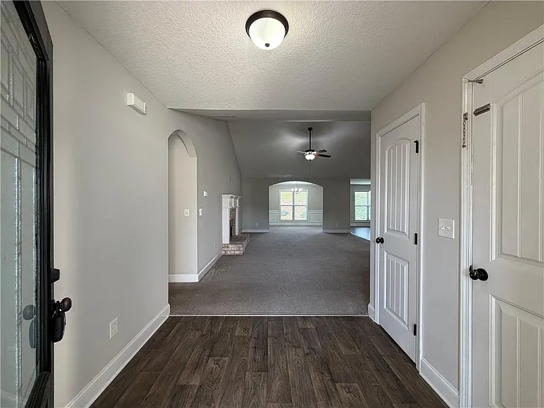 700 River Mist Cir — Photo 2