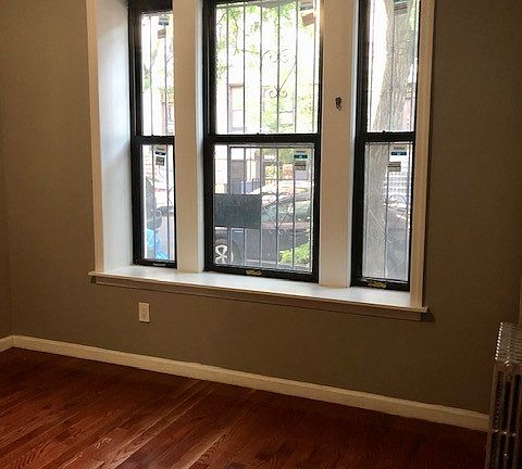 2nd image of 545 W 162nd St APT 6