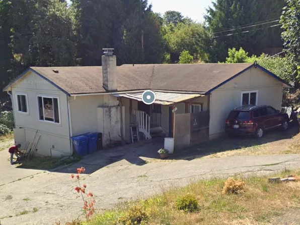 6325 S Eddy Court, Seattle, WA 98118