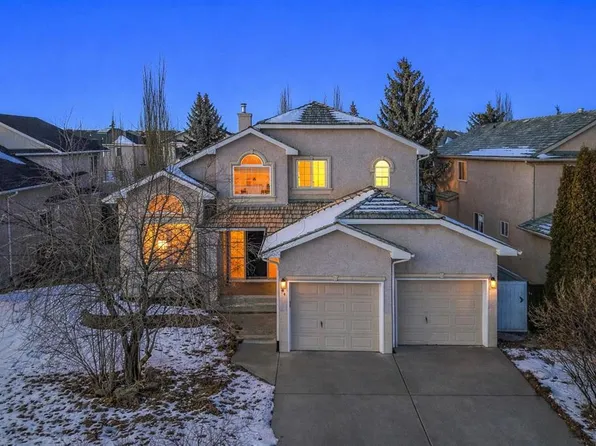 95 S Sierra Madre Cres SW, Calgary, AB T3H 3M5
