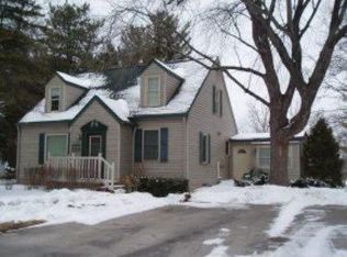 1596 Riverside Dr, Suamico, WI 54173