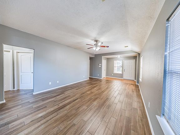 2nd image of 21927 Octavia Way