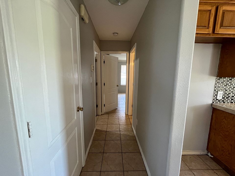 1st image of 6114 Jessica Dr