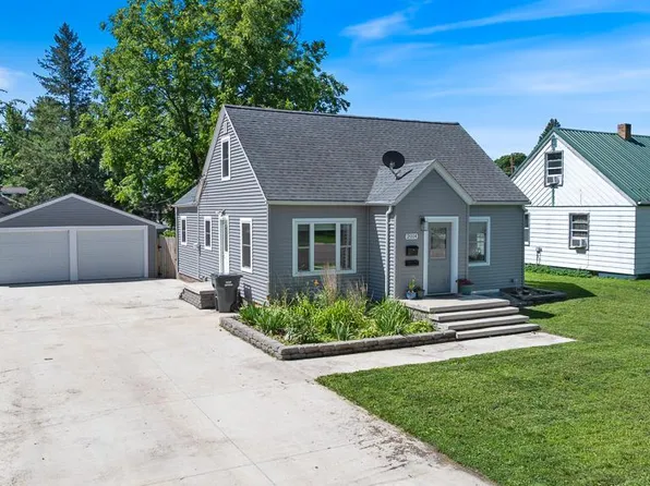 2014 Court St, Slayton, MN 56172