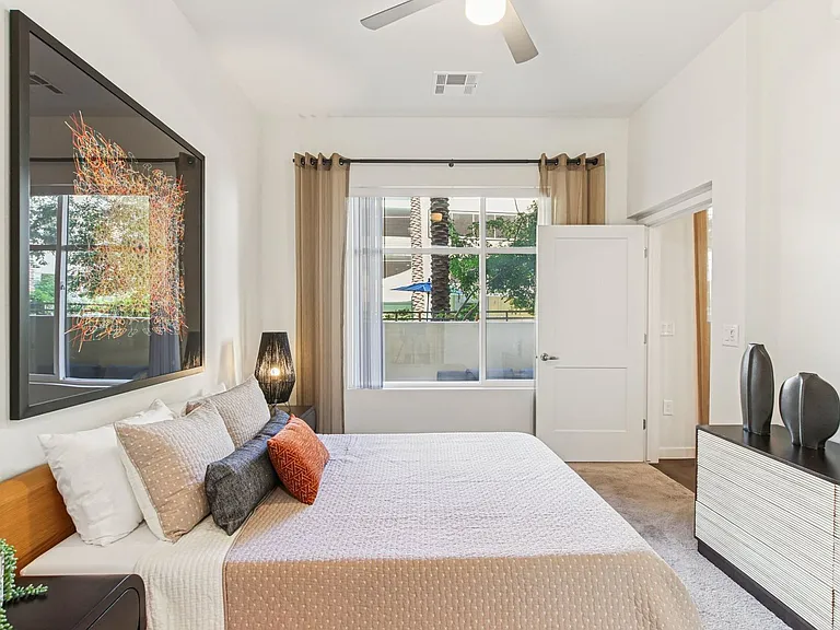 DC Heights Apartments — Photo 116