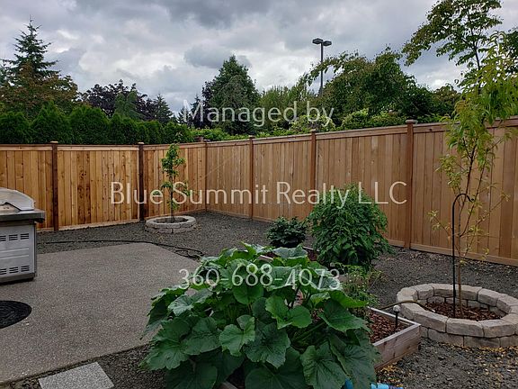 2nd image of 8783 Wallingford Ln NE