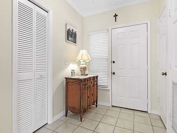 4th image of 109 W Park Shores Circle #39