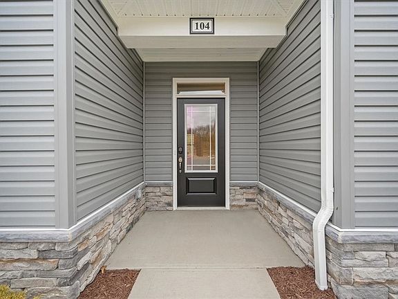 4th image of 104 Ridgewood Heights Dr