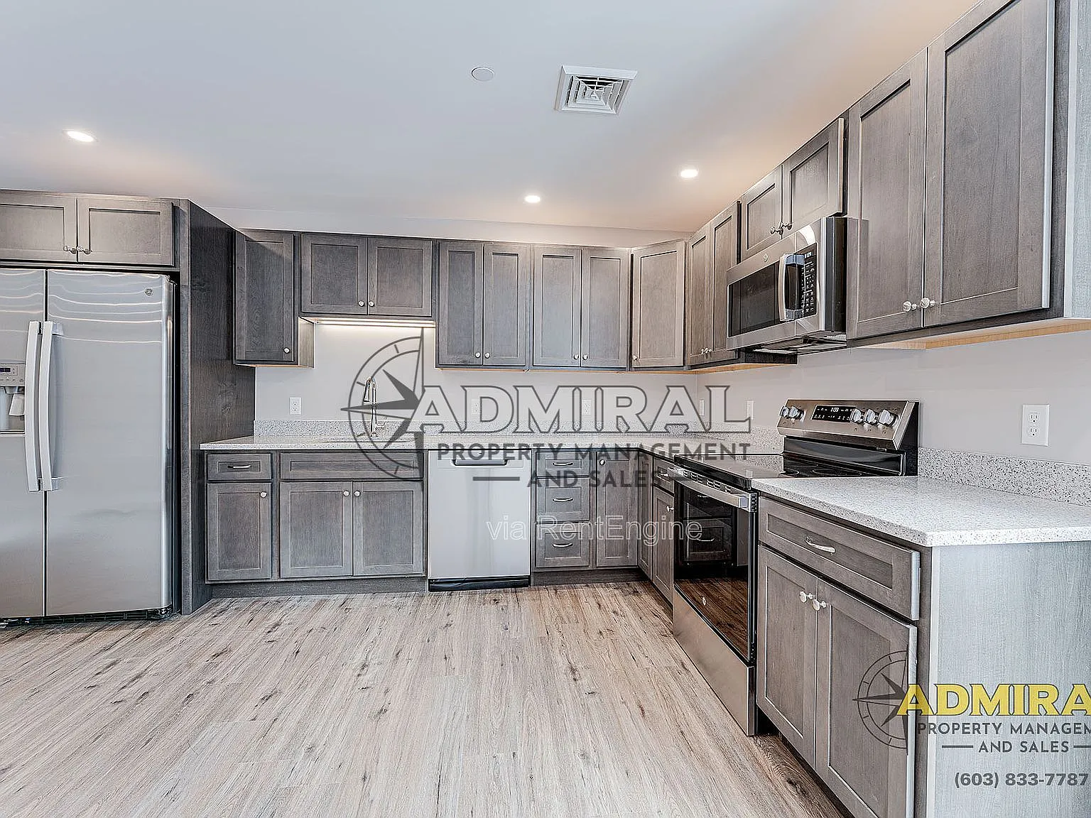 3 bed, 2.0 bath, 950 sqft, $2,450 — Photo 2