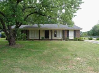 1805 Bunker Hill Rd, Columbus, GA 31907