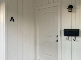 517 University St #A, Healdsburg, CA 95448