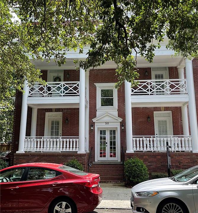 1920's Building and rebuilt from the studs.