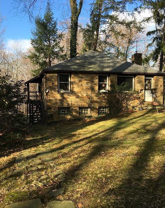 1405 Echo Gln, Gates Mills, OH 44040 Zillow