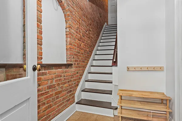 Rented by OneSpace Realty Group LLC | media 20