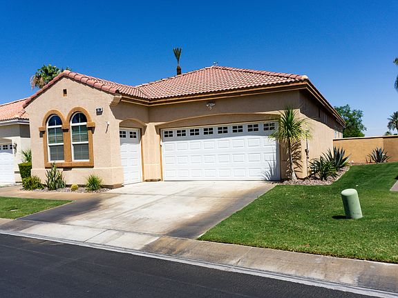 3rd image of 82794 Odlum Dr