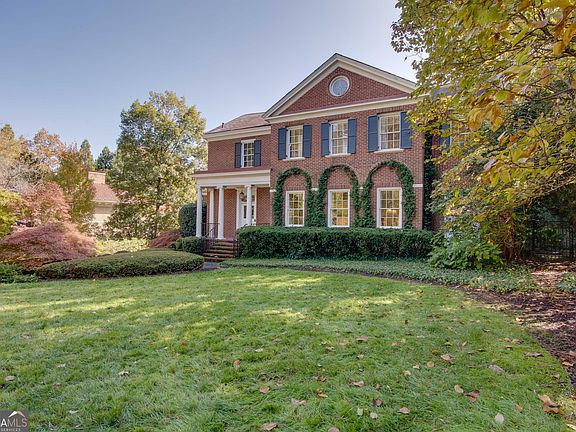 3rd image of 813 Springdale Rd