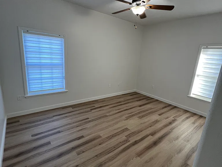 22841 Stallion Dr — Photo 15