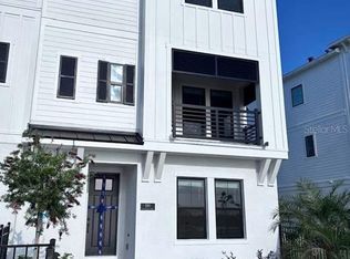 1590 Springwell Ln, Sarasota, FL 34240