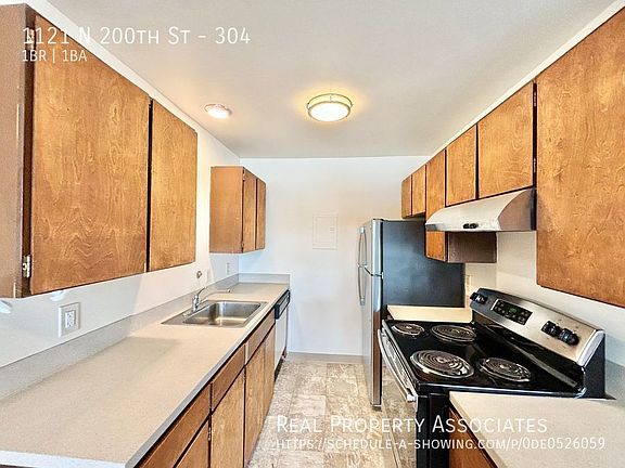 4th image of 1121 N 200th St APT 304
