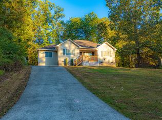 138 Carole Dr NW, Calhoun, GA 30701