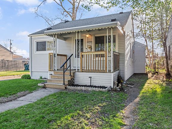 4th image of 23435 Vance Ave