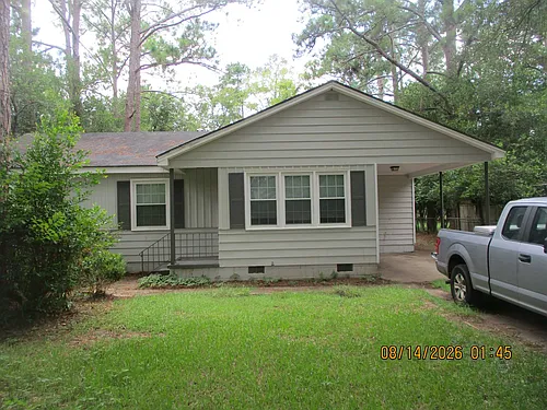 1002 9th Ave Photo 1