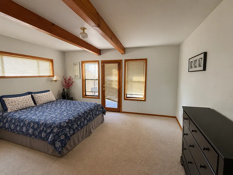 54061 Linger Ln — Photo 11