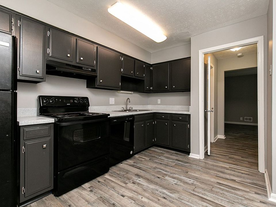 1st image of 500 La Fontenay Ct #7-1800W