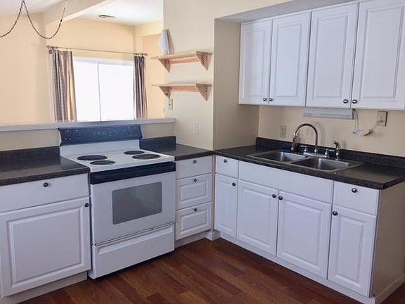 4th image of 14 Clubhouse Dr