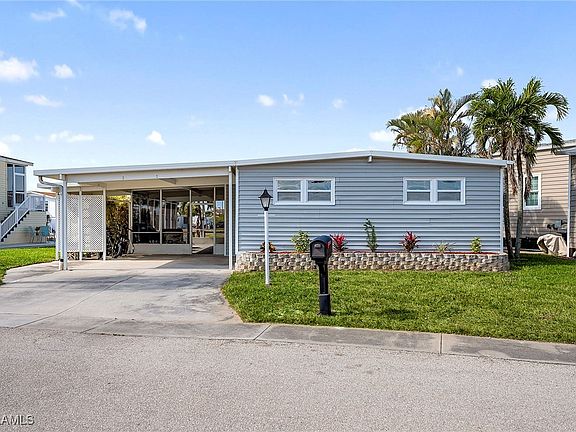 3rd image of 17690 Eglantine Ln