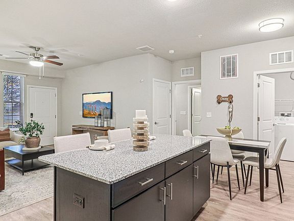 3rd image of 1592 Ulmus Rd #39489