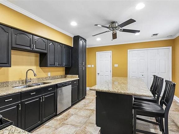 4th image of 825 Henry Landry Ave