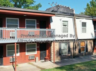 420 Poplar Level Ct, Louisville, KY 40219