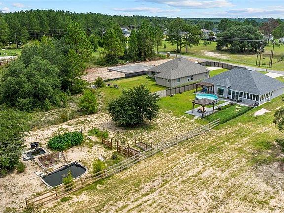 2nd image of 10090 American Farms Rd