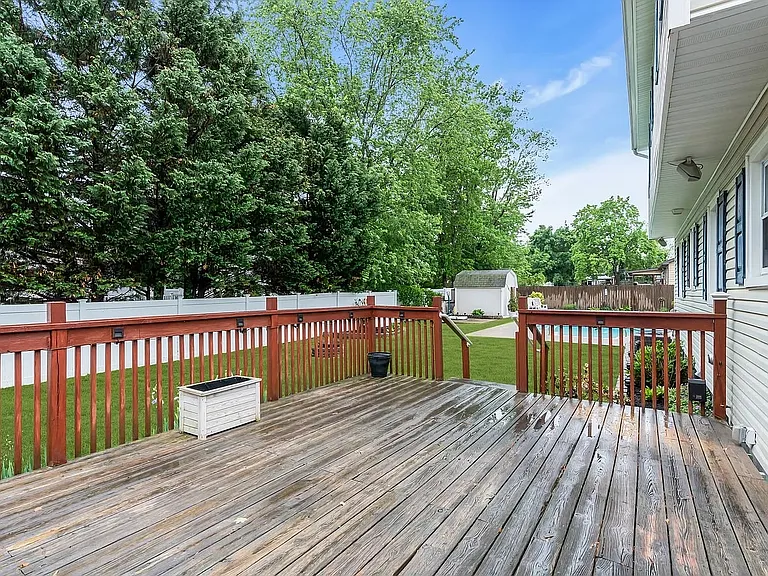 317 Beachwood Blvd — Photo 27