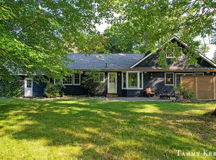 2981 65th St, Fennville, MI 49408