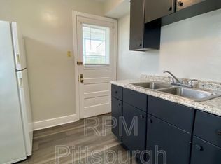 7209 Front River Rd, Pittsburgh, PA 15225