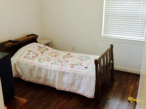 3rd image of 6413 Wilcox Ct