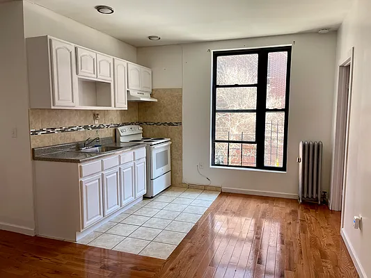 Rented by Brown Harris Stevens | media 2