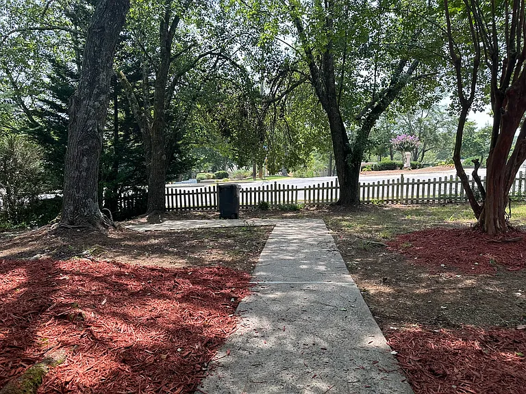 1260 Warsaw Rd #1 — Photo 30