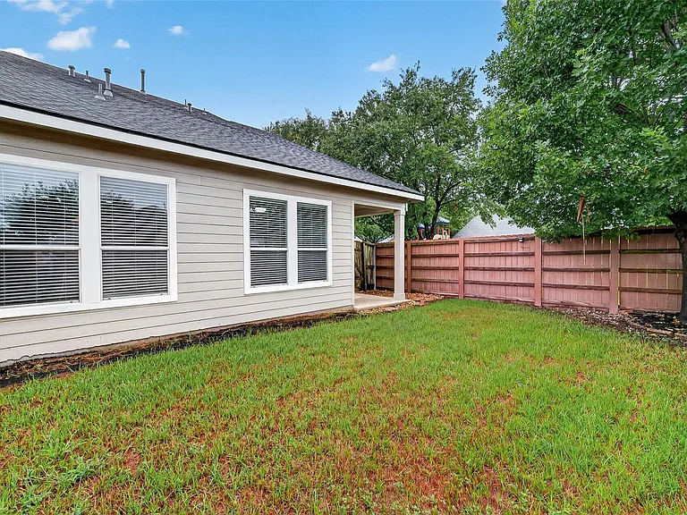 5403 Canyon Hollow Dr — Photo 42