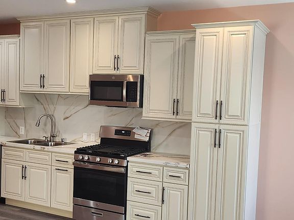 2nd image of 14629 W Brand Blvd