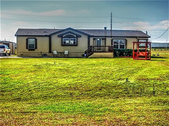 2nd image of 16218 Millers Landing Ln