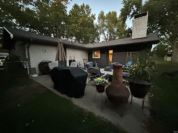 5th image of 23458 Greenwood Blvd