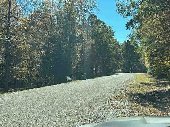 Exterior Neighborhood (street photo)