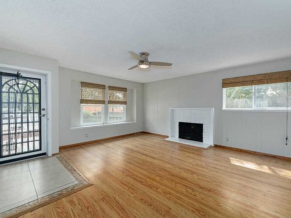 3rd image of 161 Manton Dr