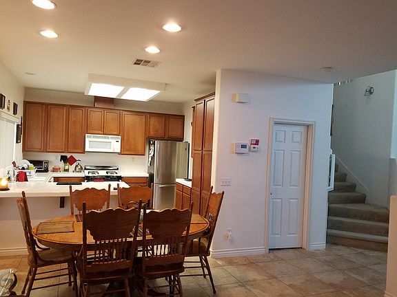 3rd image of 2035 W 16th St