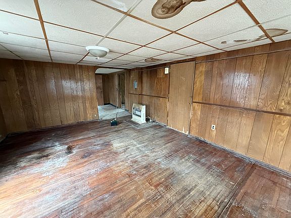 5th image of 2805 W Olive Street