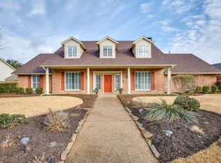 7135 Van Hook Dr, Dallas, TX 75248