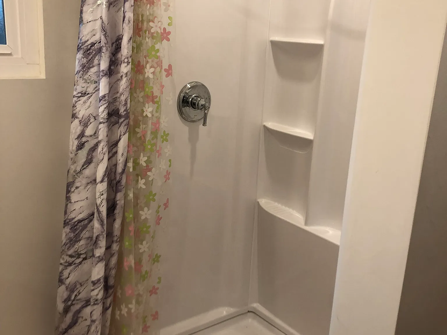 1 bed, 192 sqft, $2,500 — Photo 1